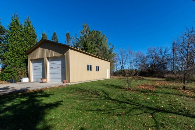 1305 93rd Avenue, Kenosha, WI 53144