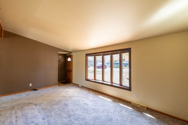 1305 93rd Avenue, Kenosha, WI 53144