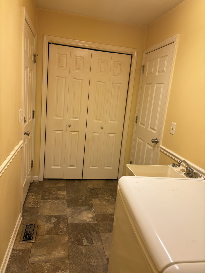 1003 Cyndy Court, Champaign, IL 61822