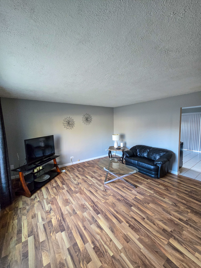 728 Hawthorne Court, Bolingbrook, IL 60440