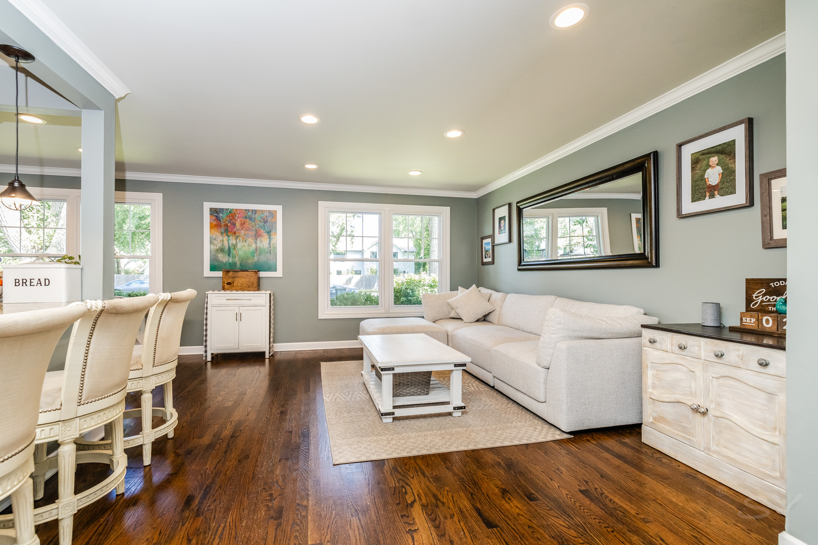 449 Geneva Road, Glen Ellyn, IL 60137