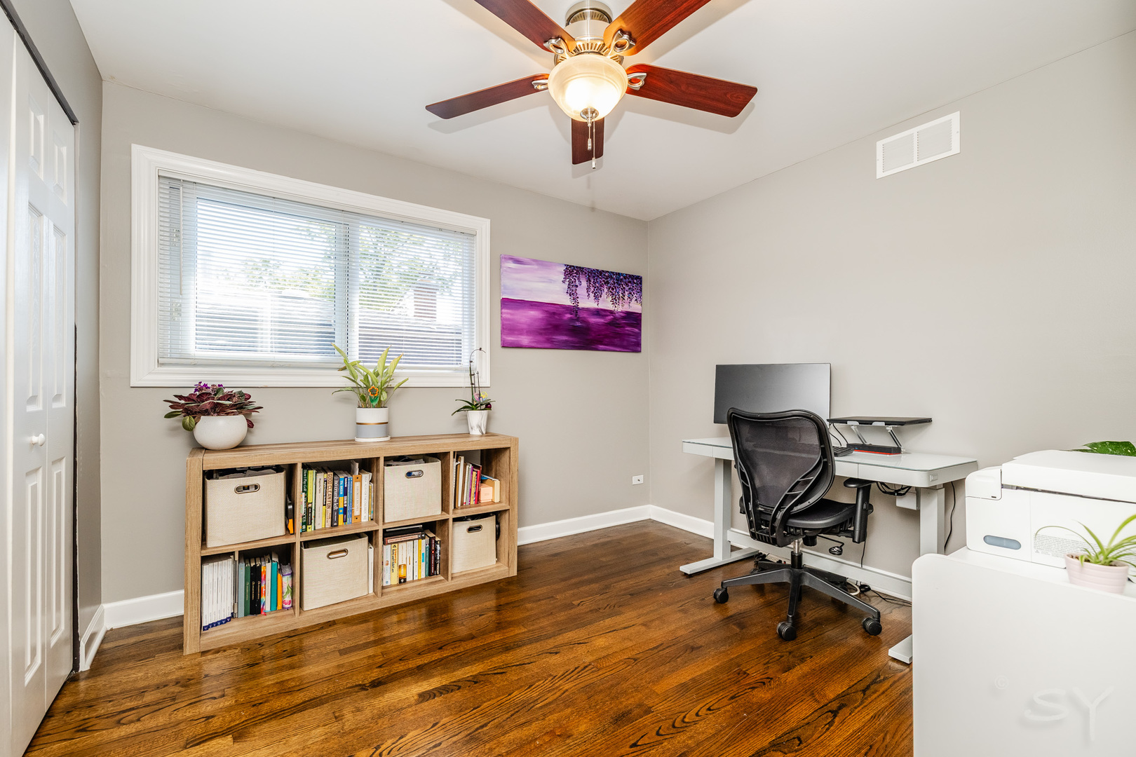 449 Geneva Road, Glen Ellyn, IL 60137