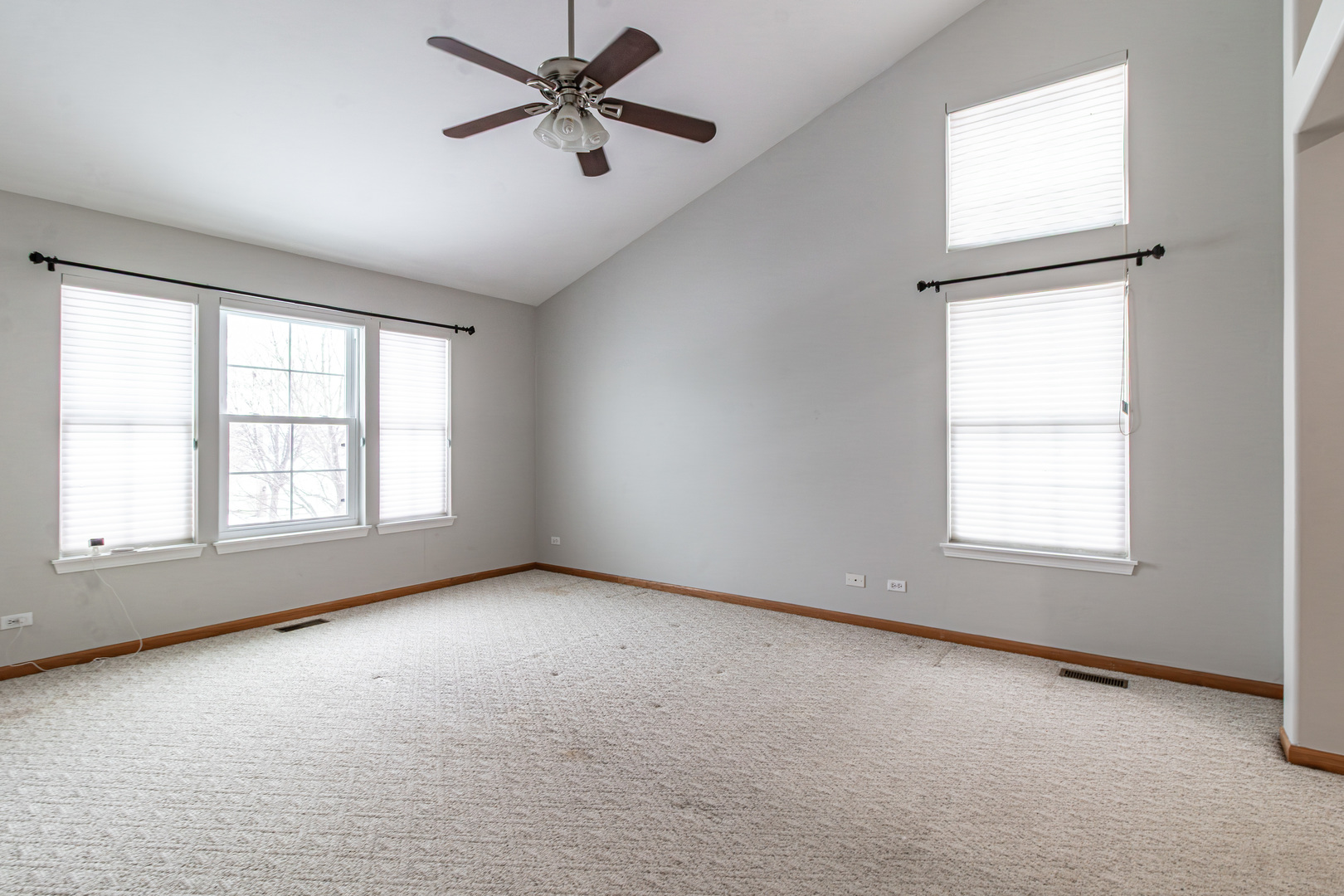 276 Pembrook Lane, Mundelein, IL 60060