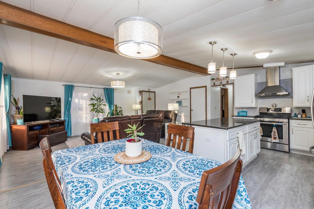 671 Oldsmar Lane, Park City, IL 60085