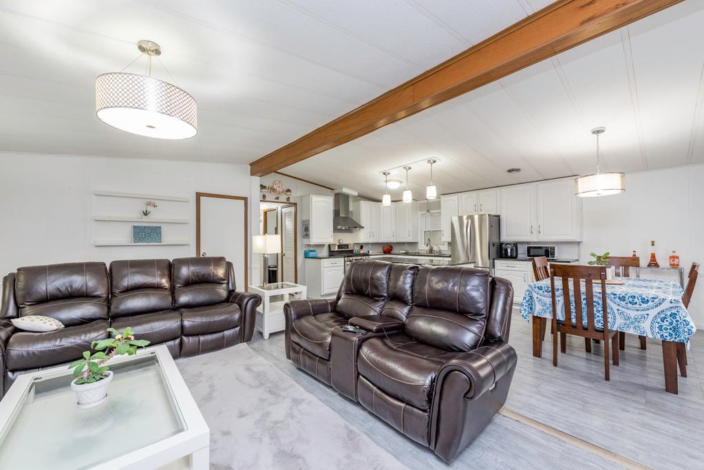 671 Oldsmar Lane, Park City, IL 60085