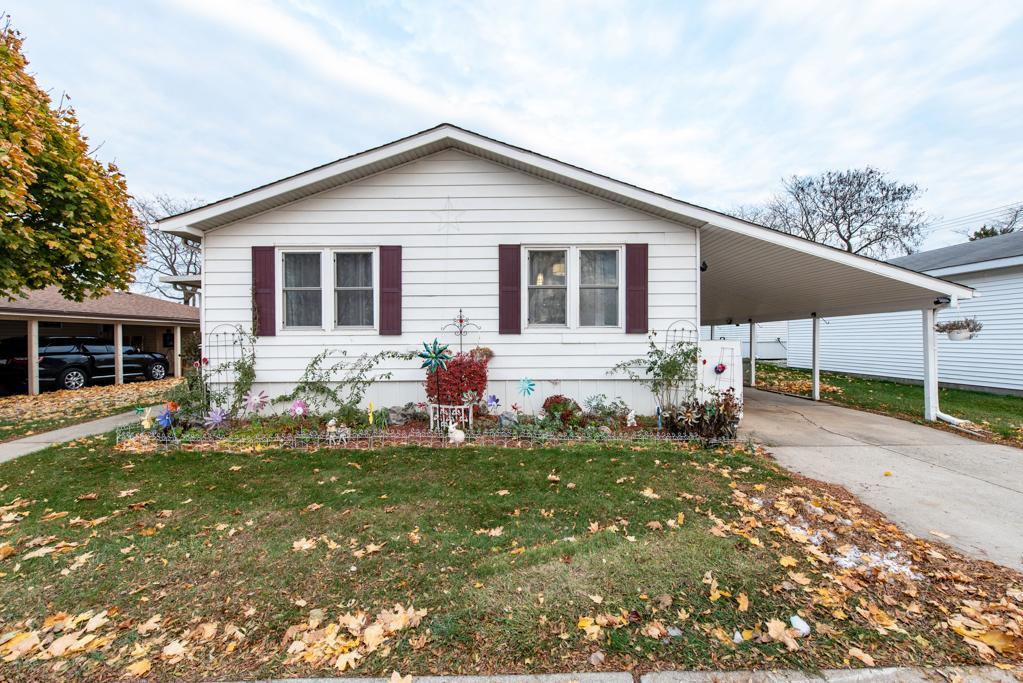 671 Oldsmar Lane, Park City, IL 60085