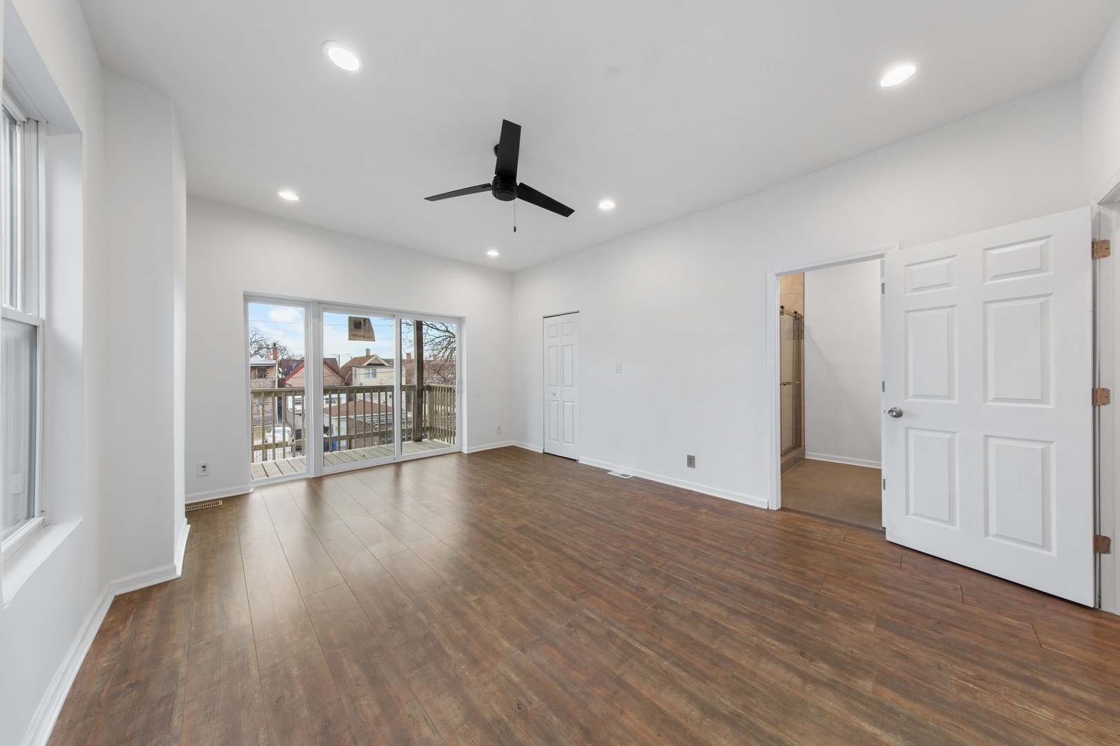 747 S Kenneth Avenue, Chicago, IL 60624