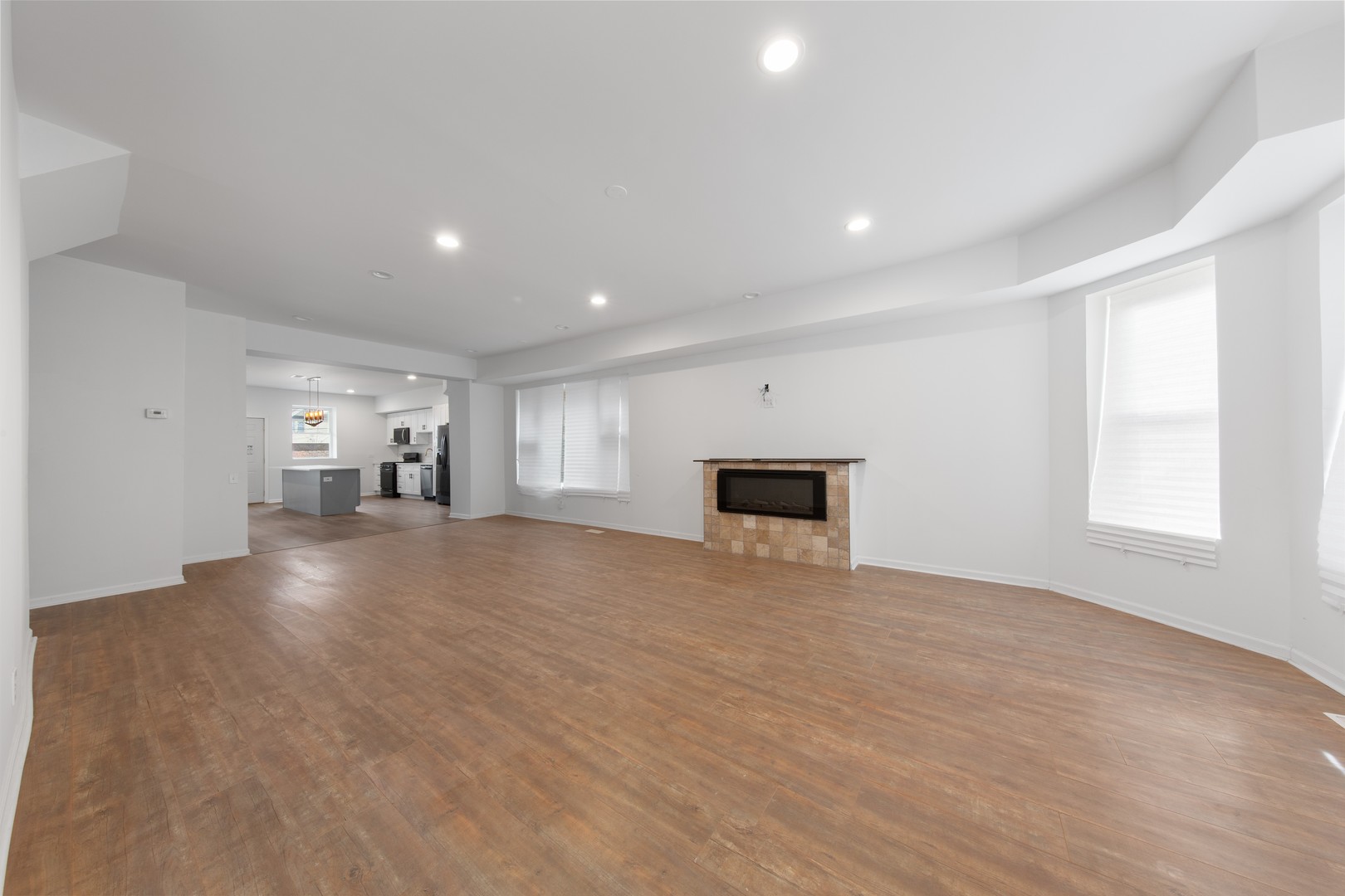 747 S Kenneth Avenue, Chicago, IL 60624