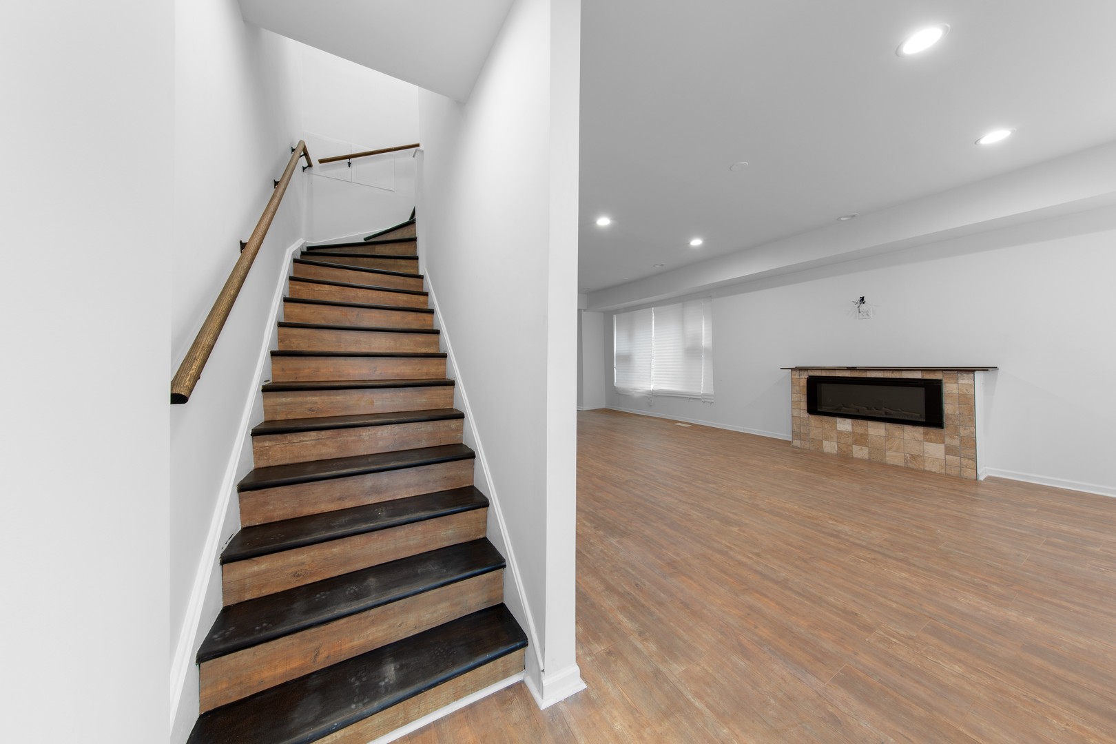 747 S Kenneth Avenue, Chicago, IL 60624