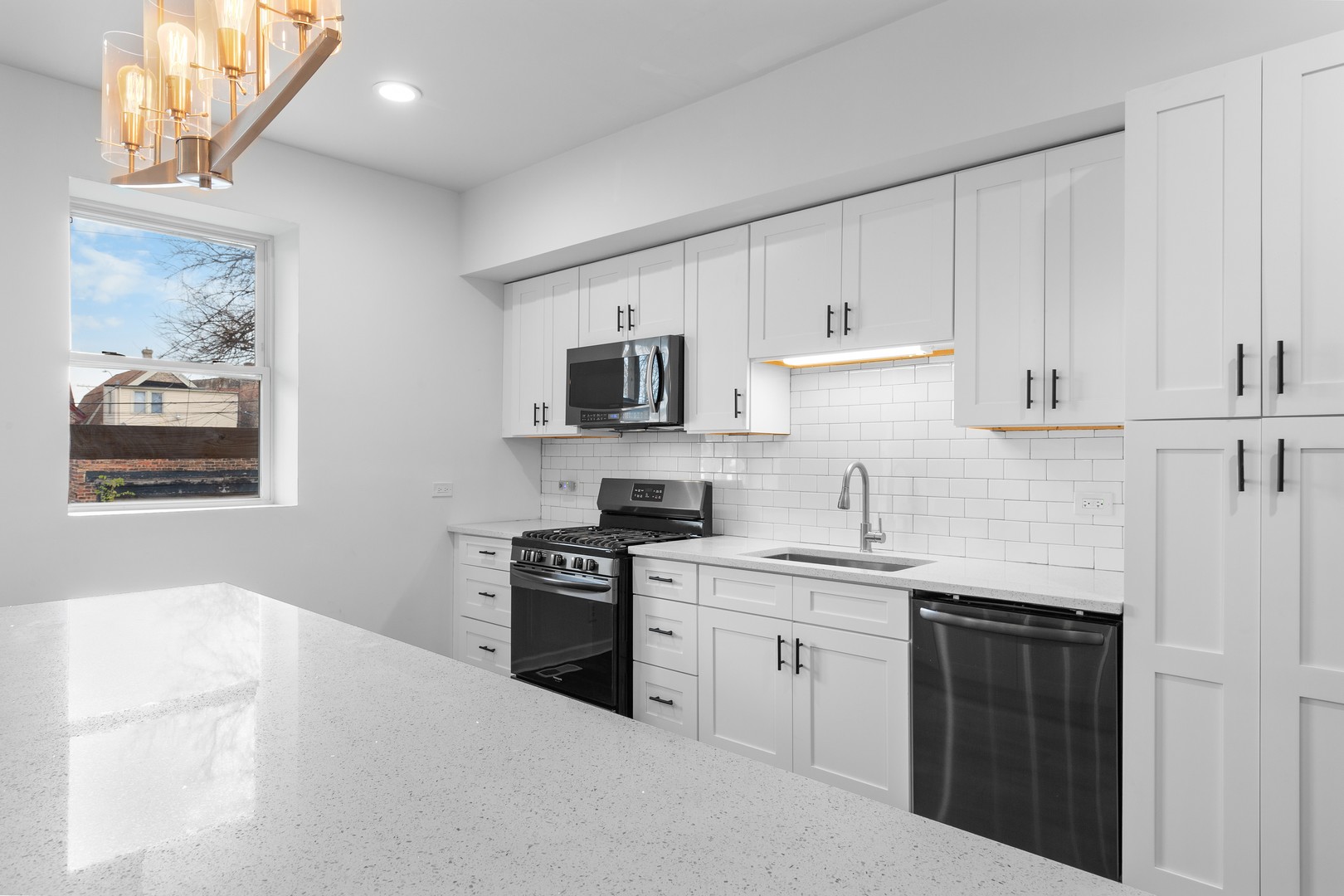 747 S Kenneth Avenue, Chicago, IL 60624