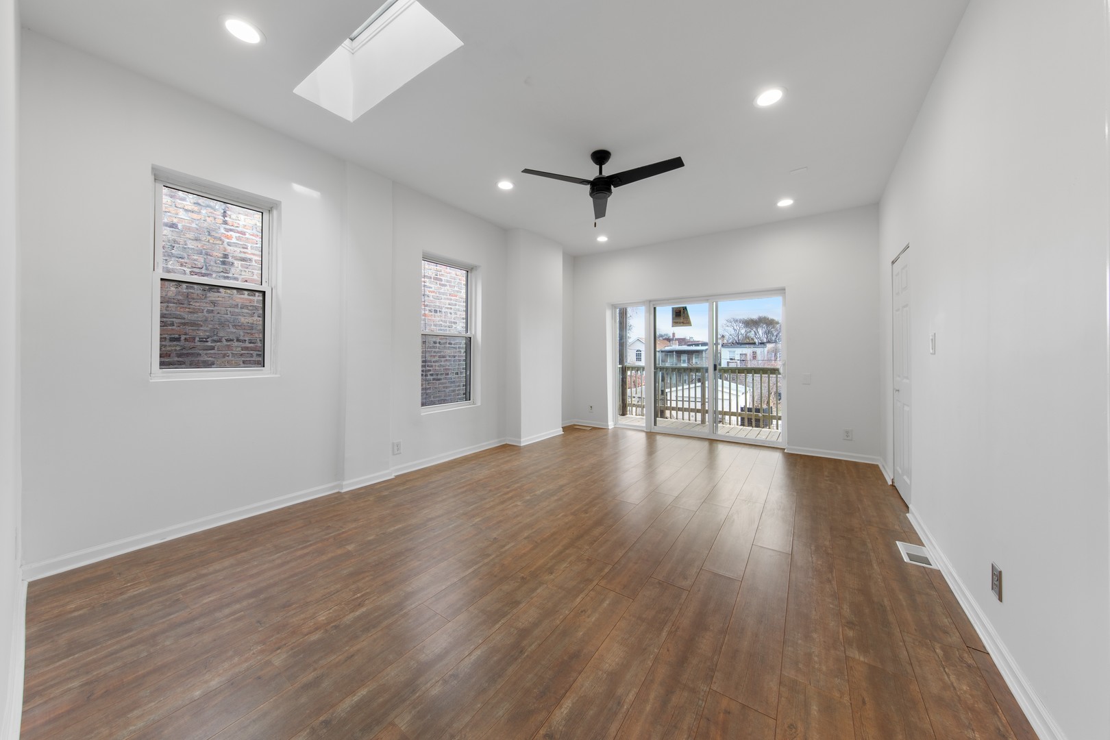 747 S Kenneth Avenue, Chicago, IL 60624