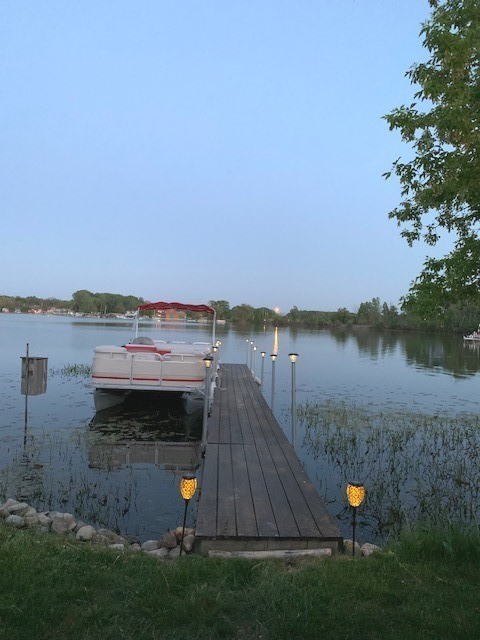 416 S Cogswell Drive #18, Silver Lake, WI 53170