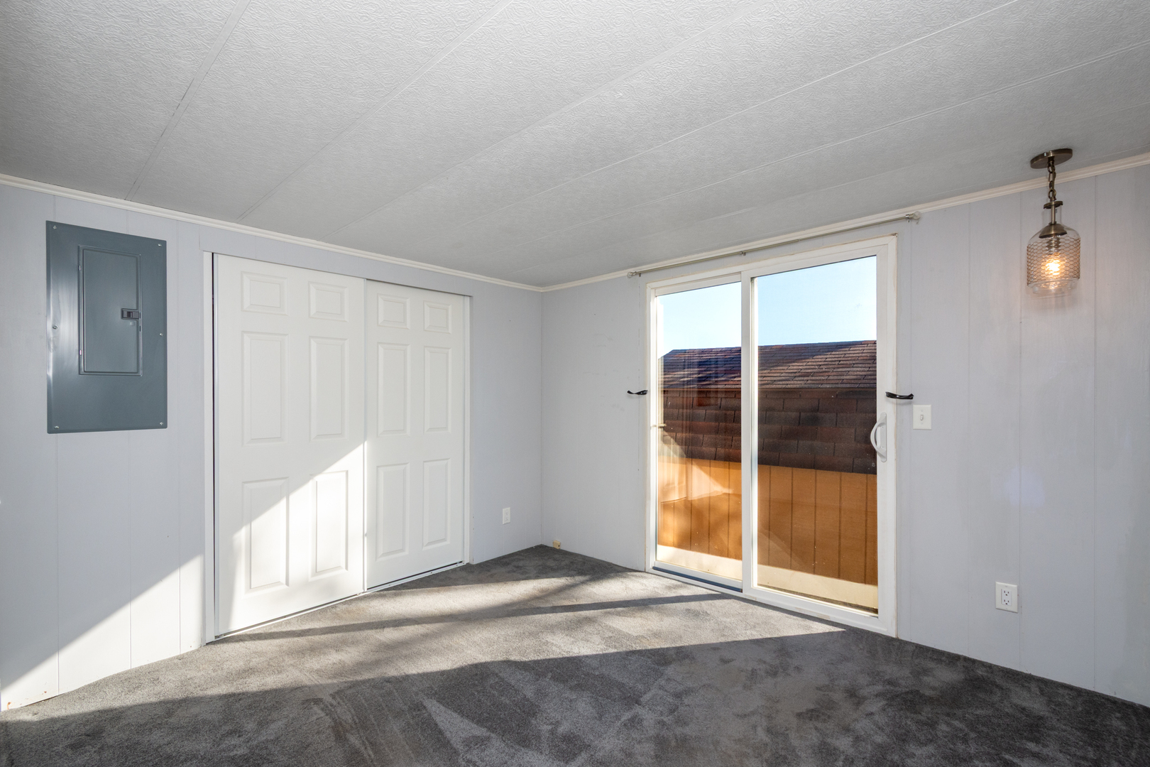 416 S Cogswell Drive #18, Silver Lake, WI 53170