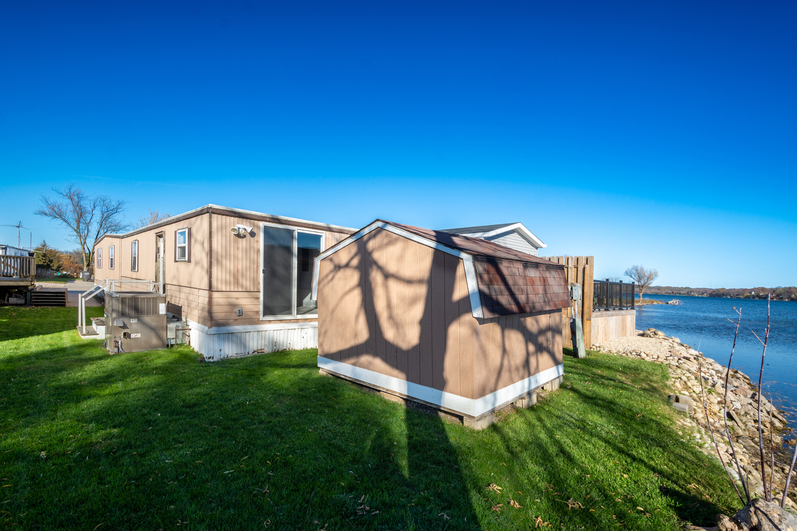 416 S Cogswell Drive #18, Silver Lake, WI 53170