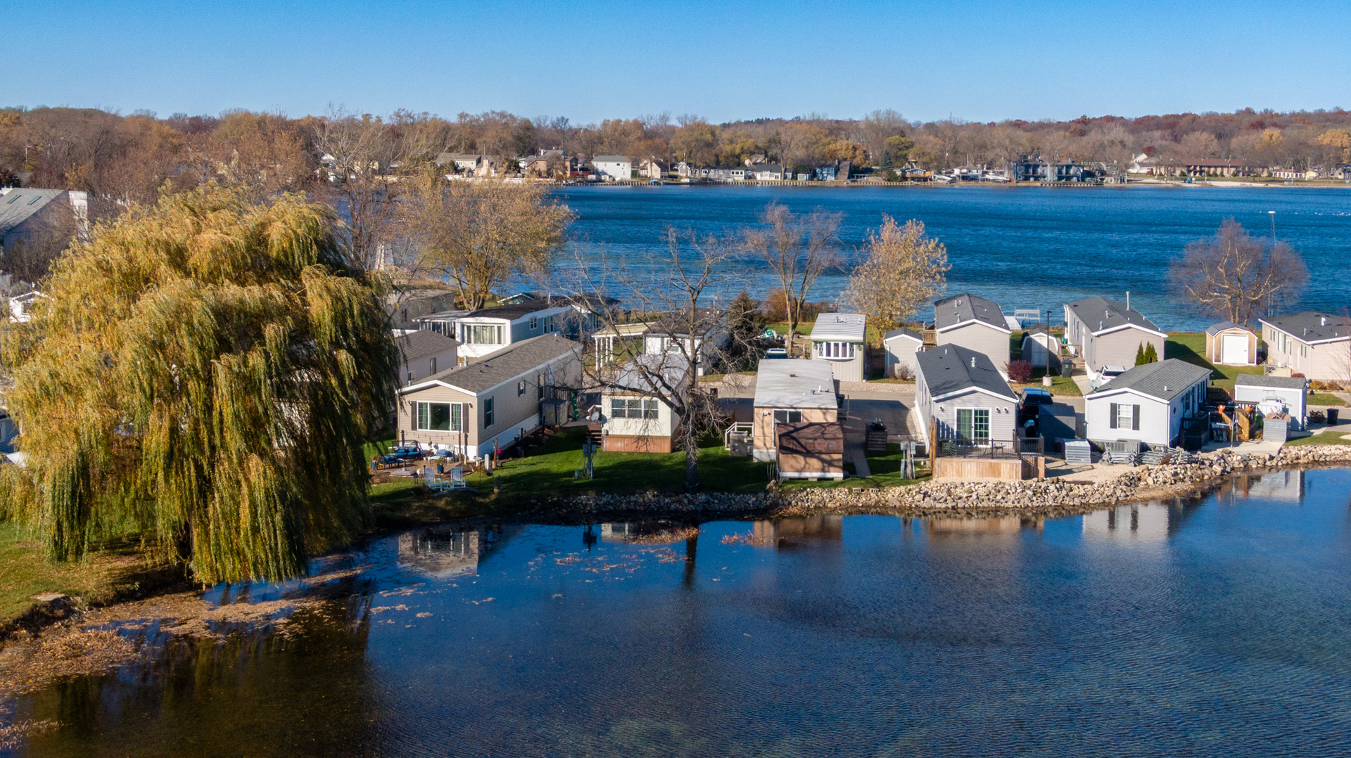 416 S Cogswell Drive #18, Silver Lake, WI 53170