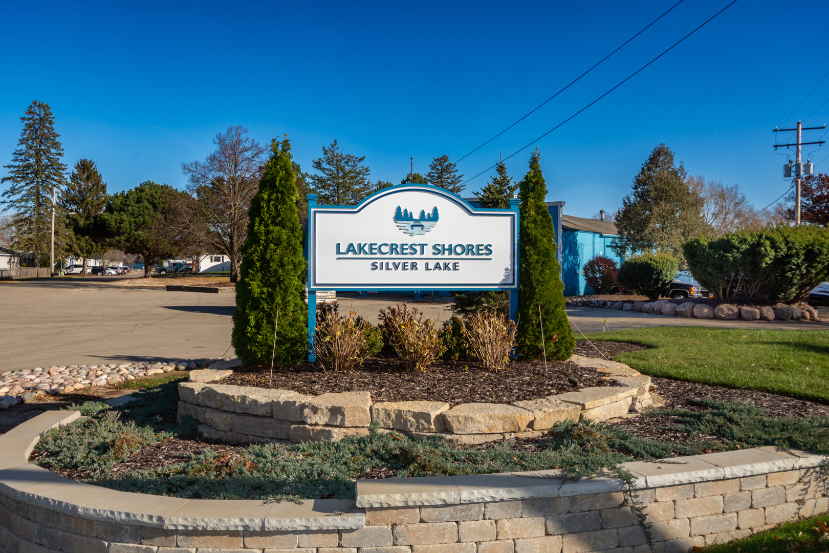 416 S Cogswell Drive #18, Silver Lake, WI 53170