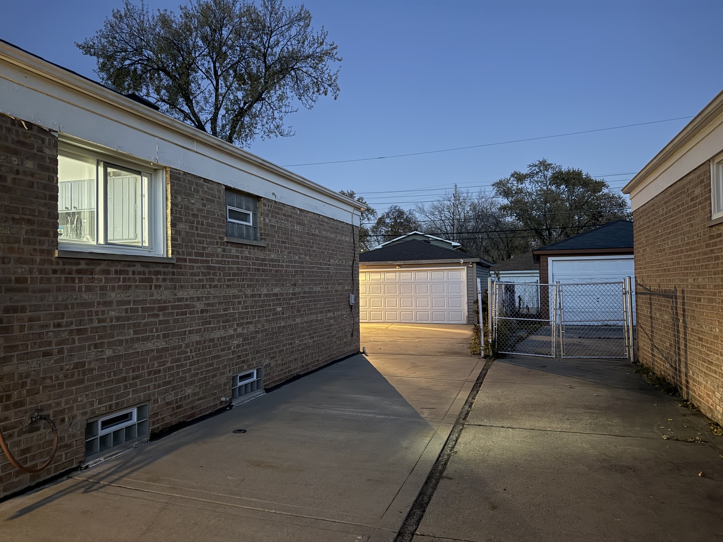 145 Rice Avenue, Bellwood, IL 60104