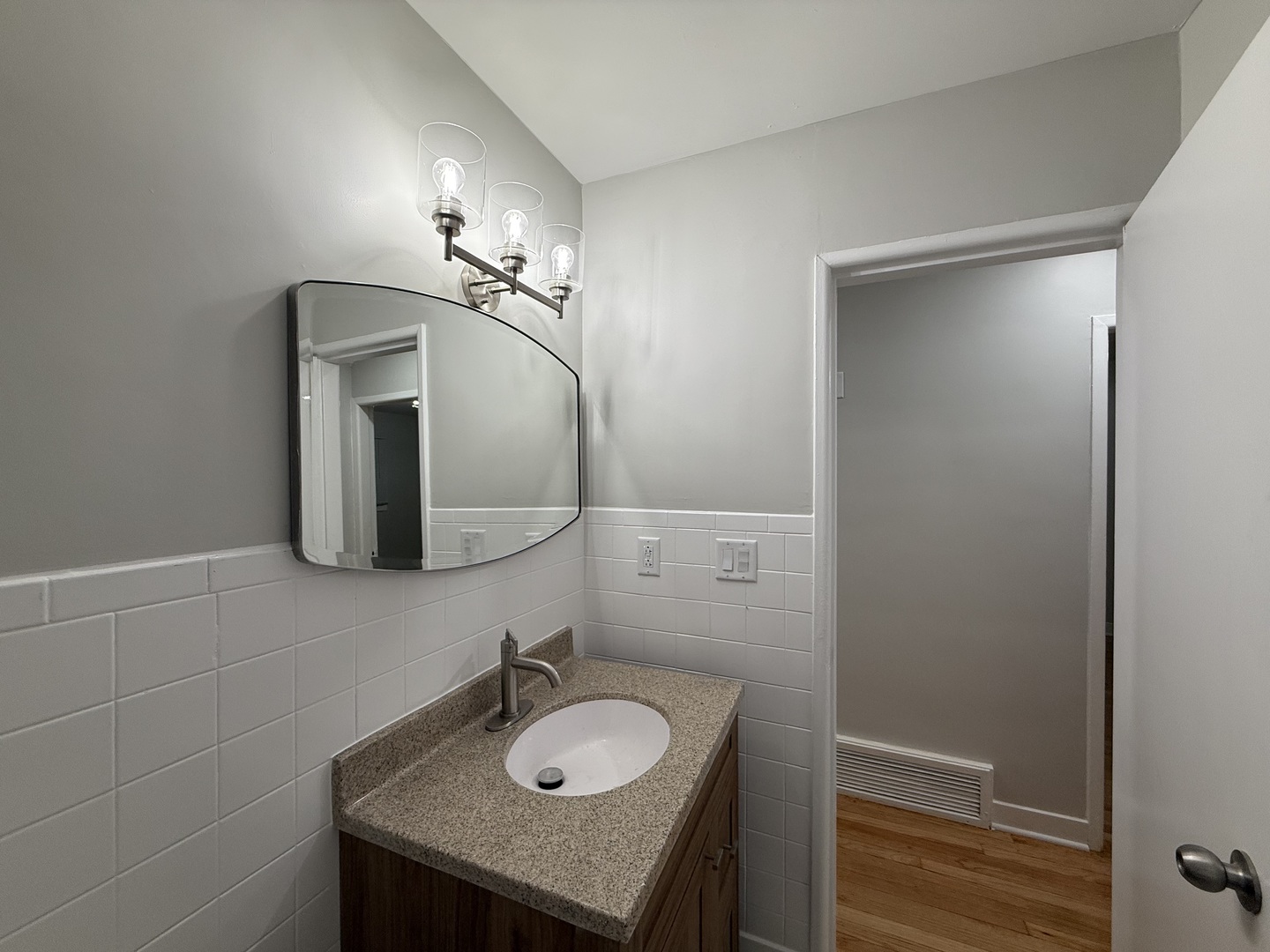 145 Rice Avenue, Bellwood, IL 60104