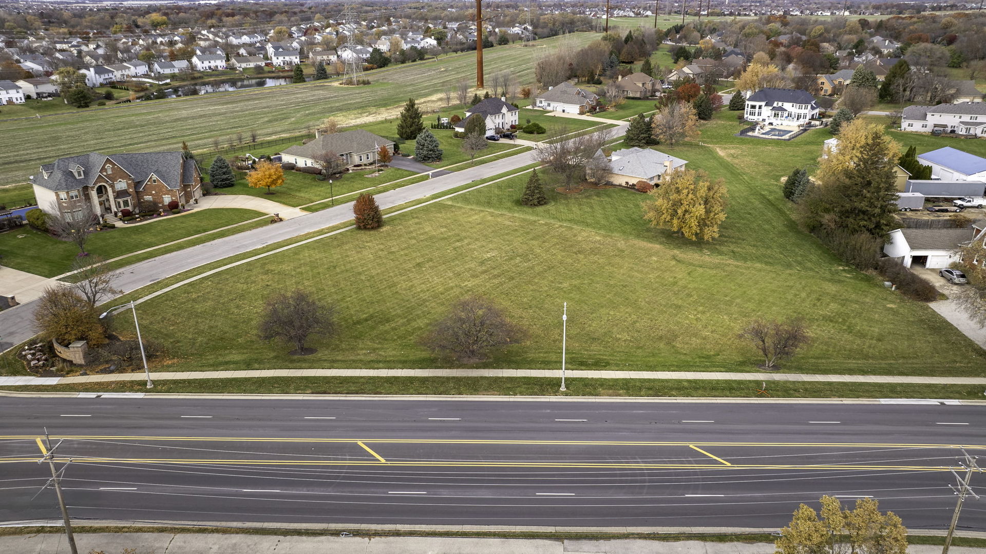 17448 S Honora Drive, Plainfield, IL 60586