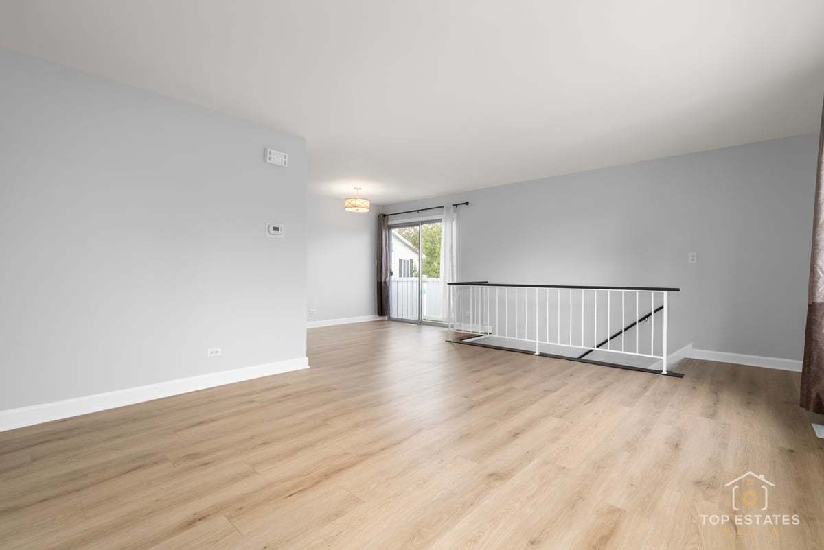 564 Willowcreek Court #0, Clarendon Hills, IL 60514