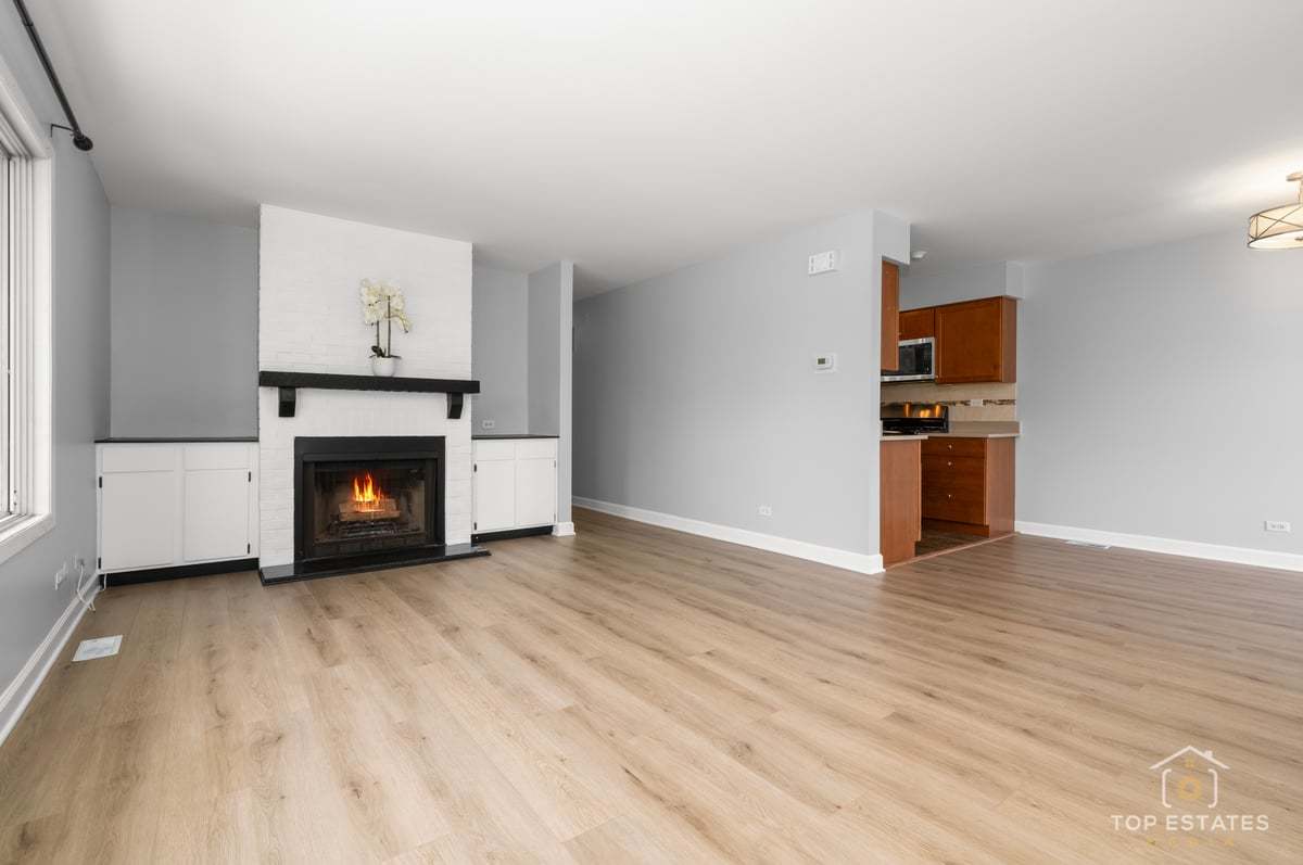 564 Willowcreek Court #0, Clarendon Hills, IL 60514