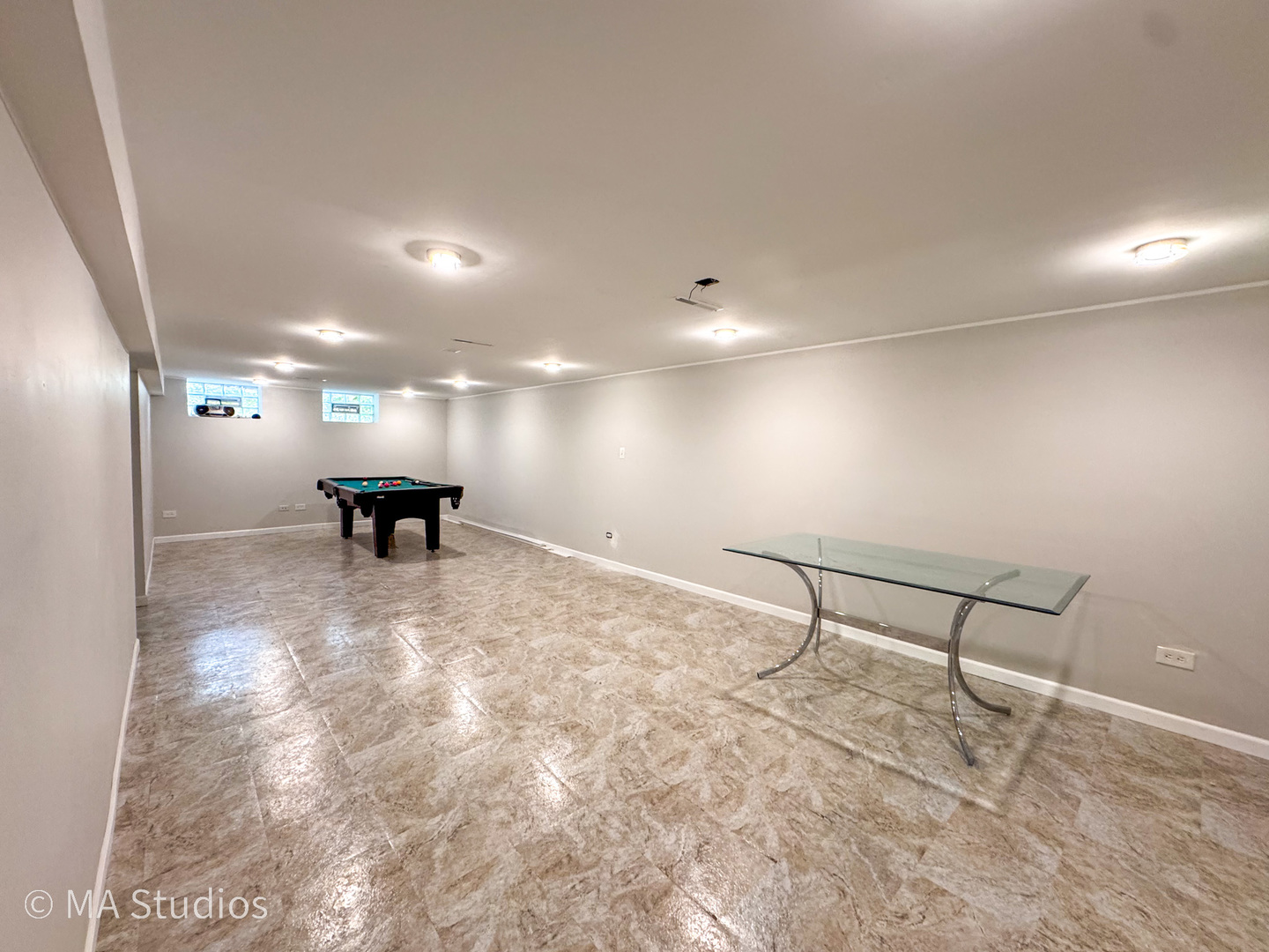 9237 Mason Avenue, Morton Grove, IL 60053