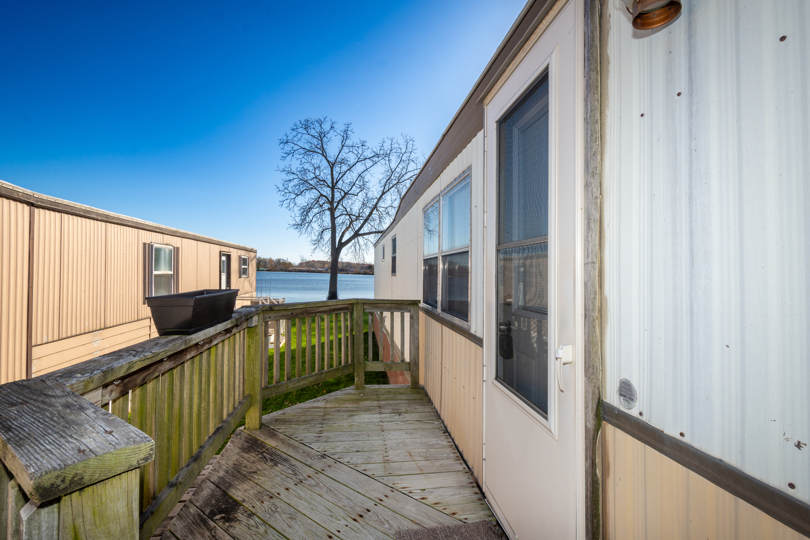 416 S Cogswell Drive #19, Silver Lake, WI 53170