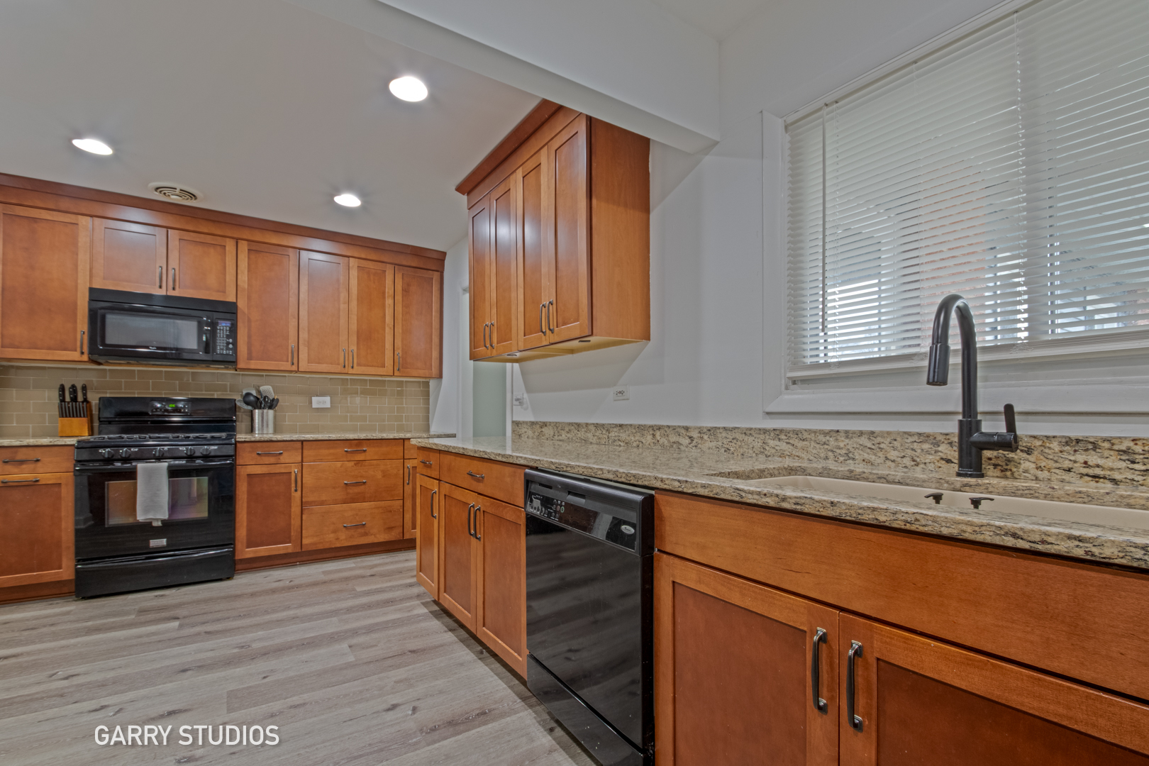 730 Ashley Court, Hoffman Estates, IL 60169