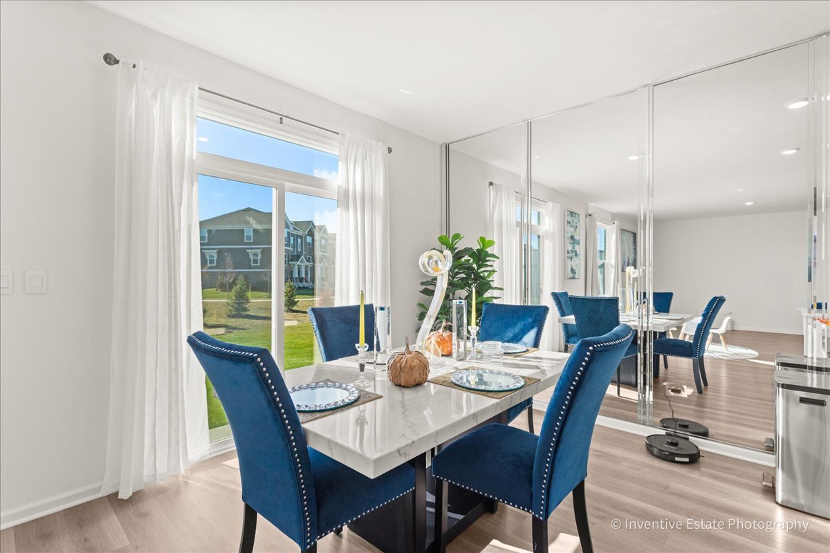 6219 Longford Lane, Tinley Park, IL 60477