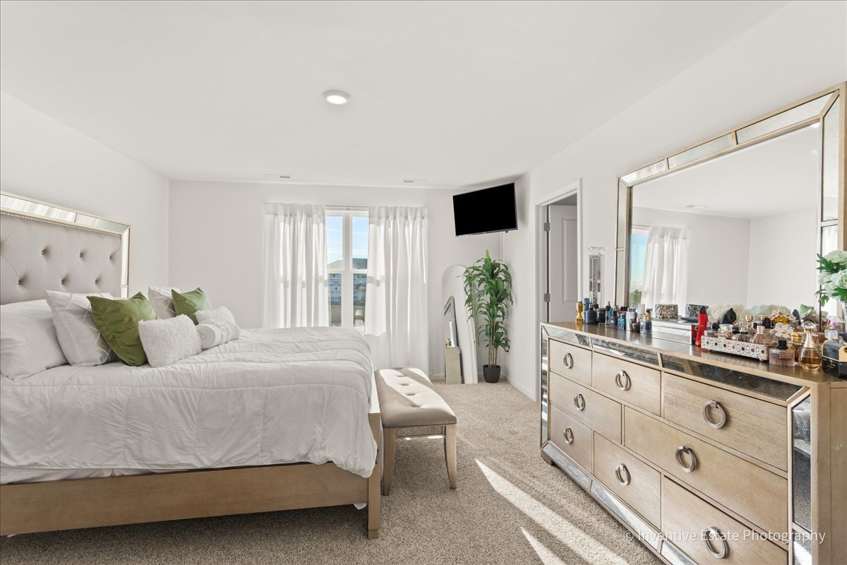 6219 Longford Lane, Tinley Park, IL 60477