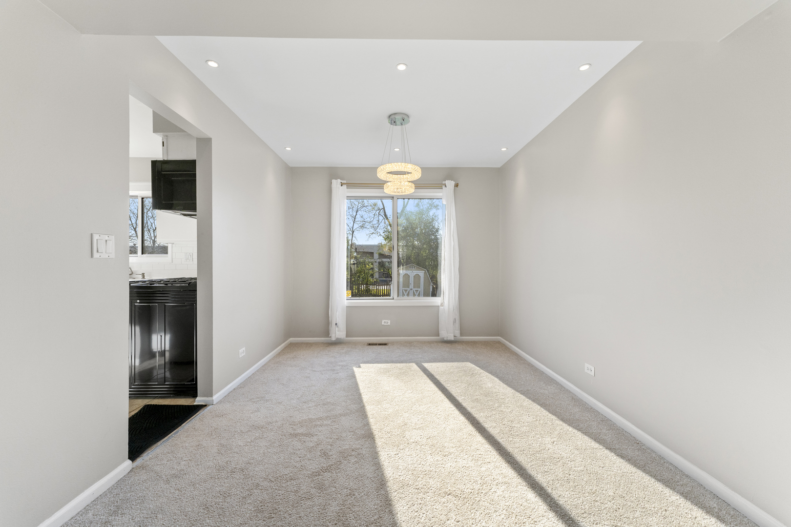 1021 Shedron Way, Lombard, IL 60148