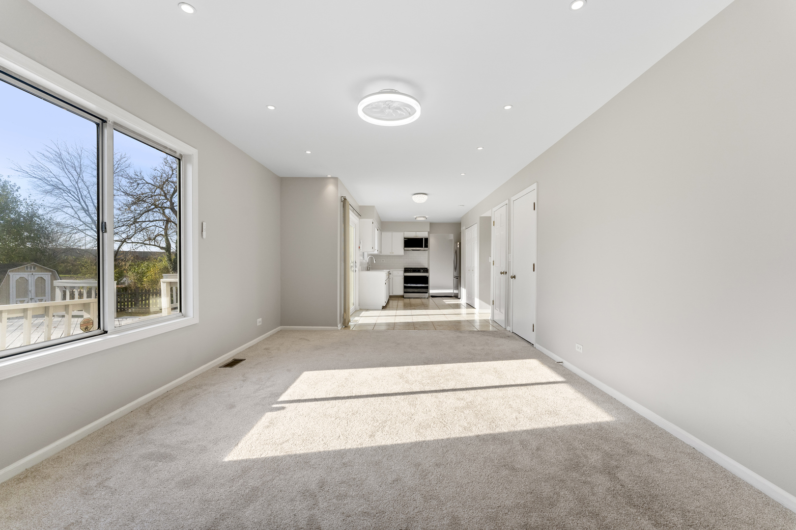 1021 Shedron Way, Lombard, IL 60148