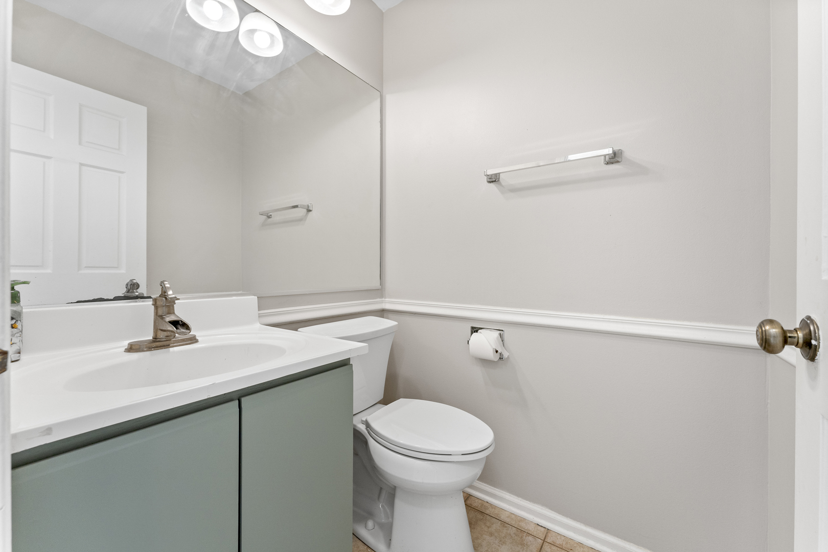 1021 Shedron Way, Lombard, IL 60148