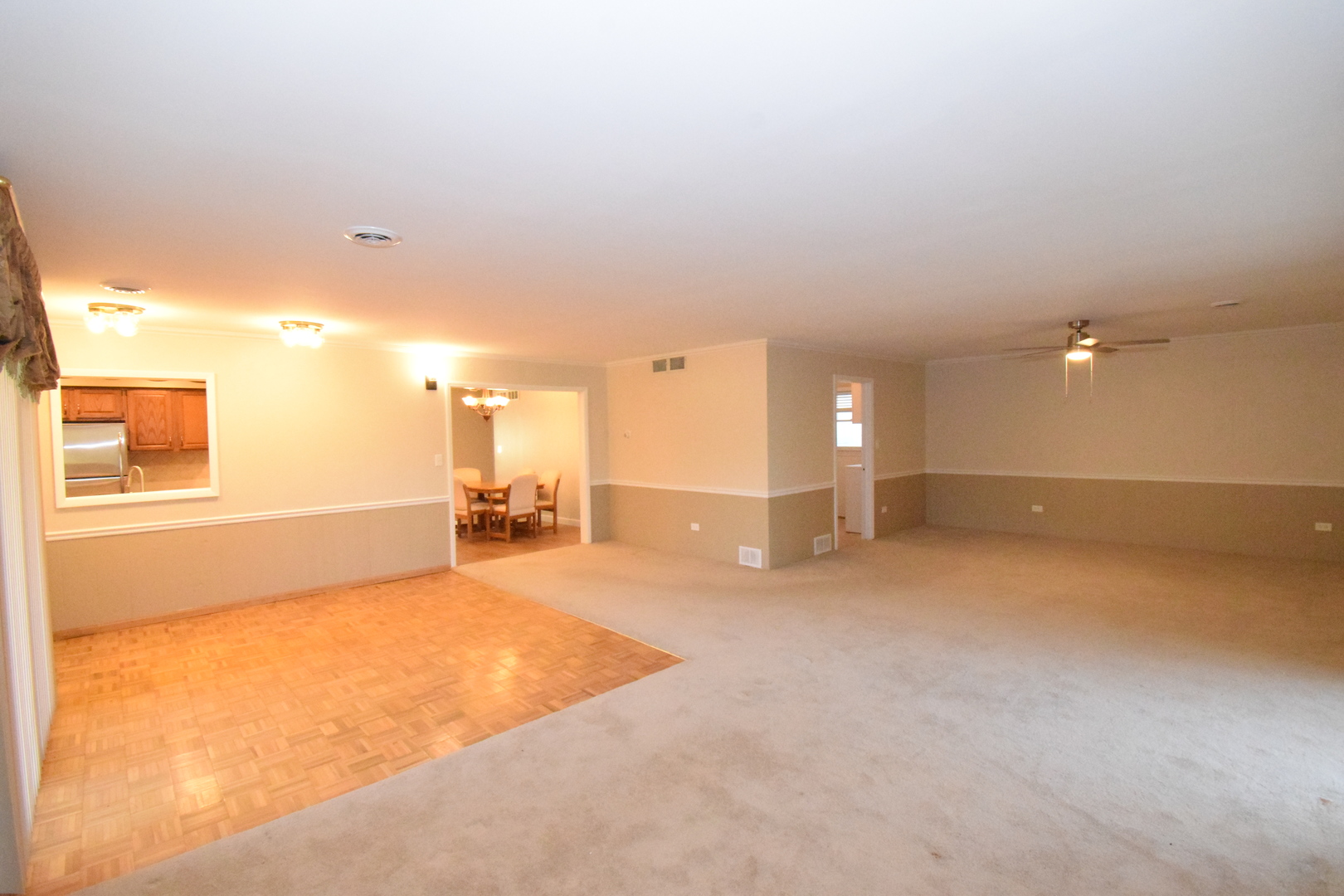 1000 Apple Valley Drive, Bartlett, IL 60103