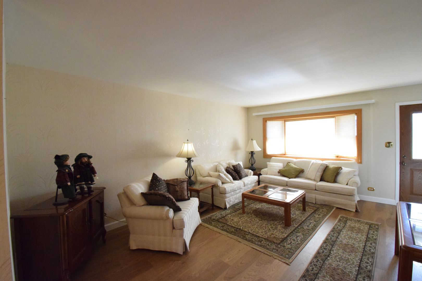 1000 Apple Valley Drive, Bartlett, IL 60103