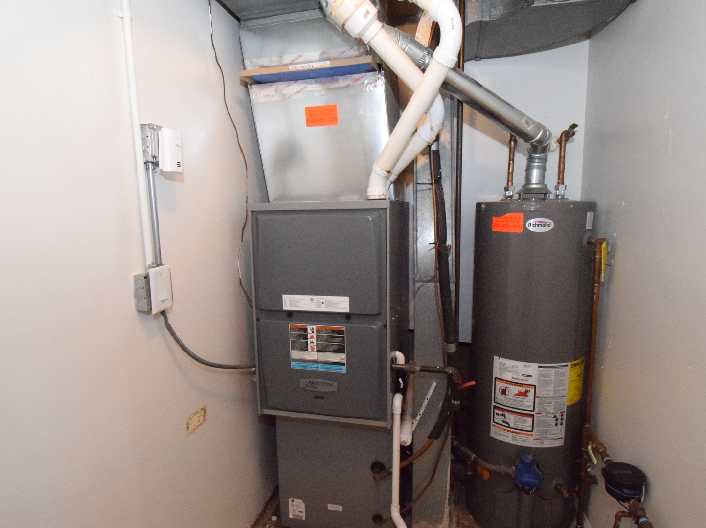 1000 Apple Valley Drive, Bartlett, IL 60103