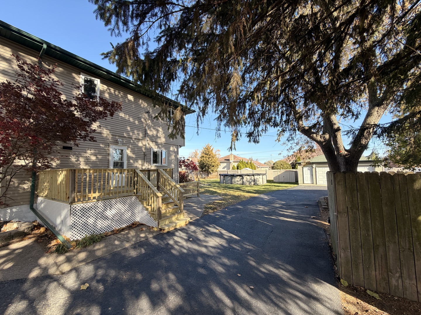 8325 Melvina Avenue, Burbank, IL 60459