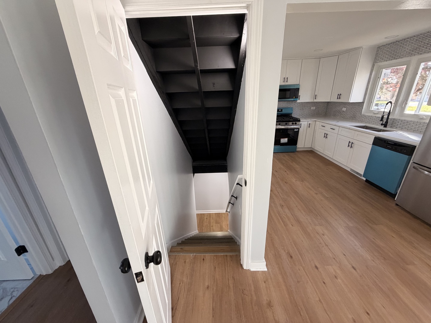 8325 Melvina Avenue, Burbank, IL 60459