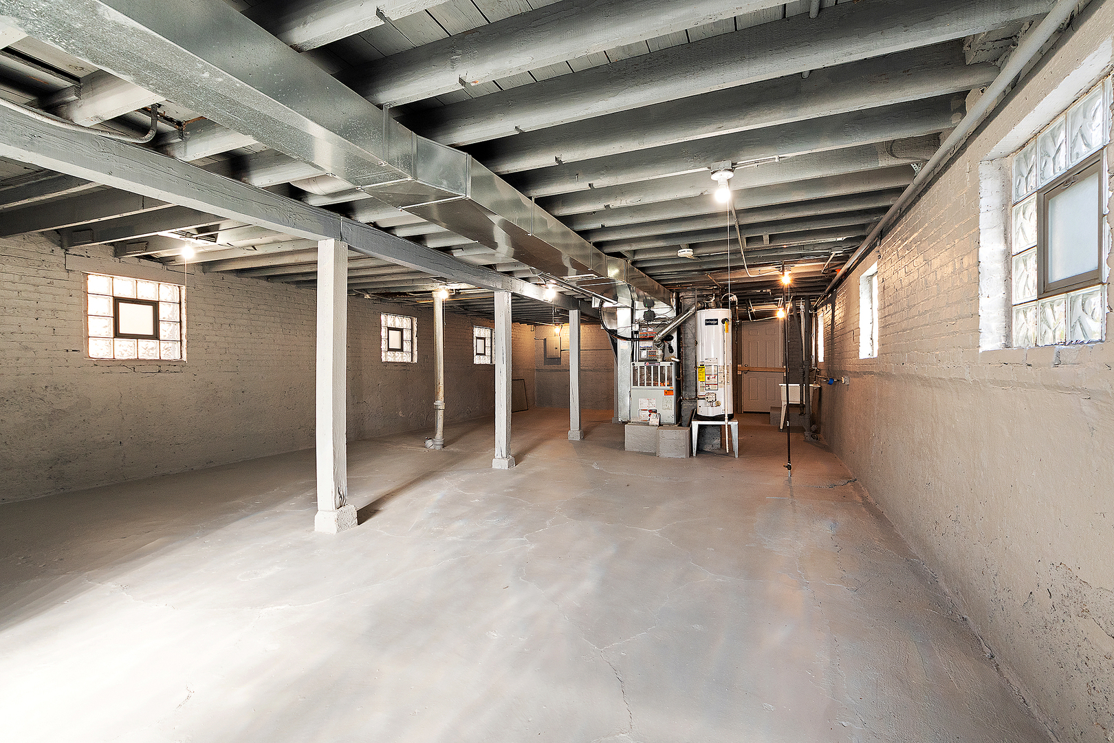 3240 W 65th Street, Chicago, IL 60629