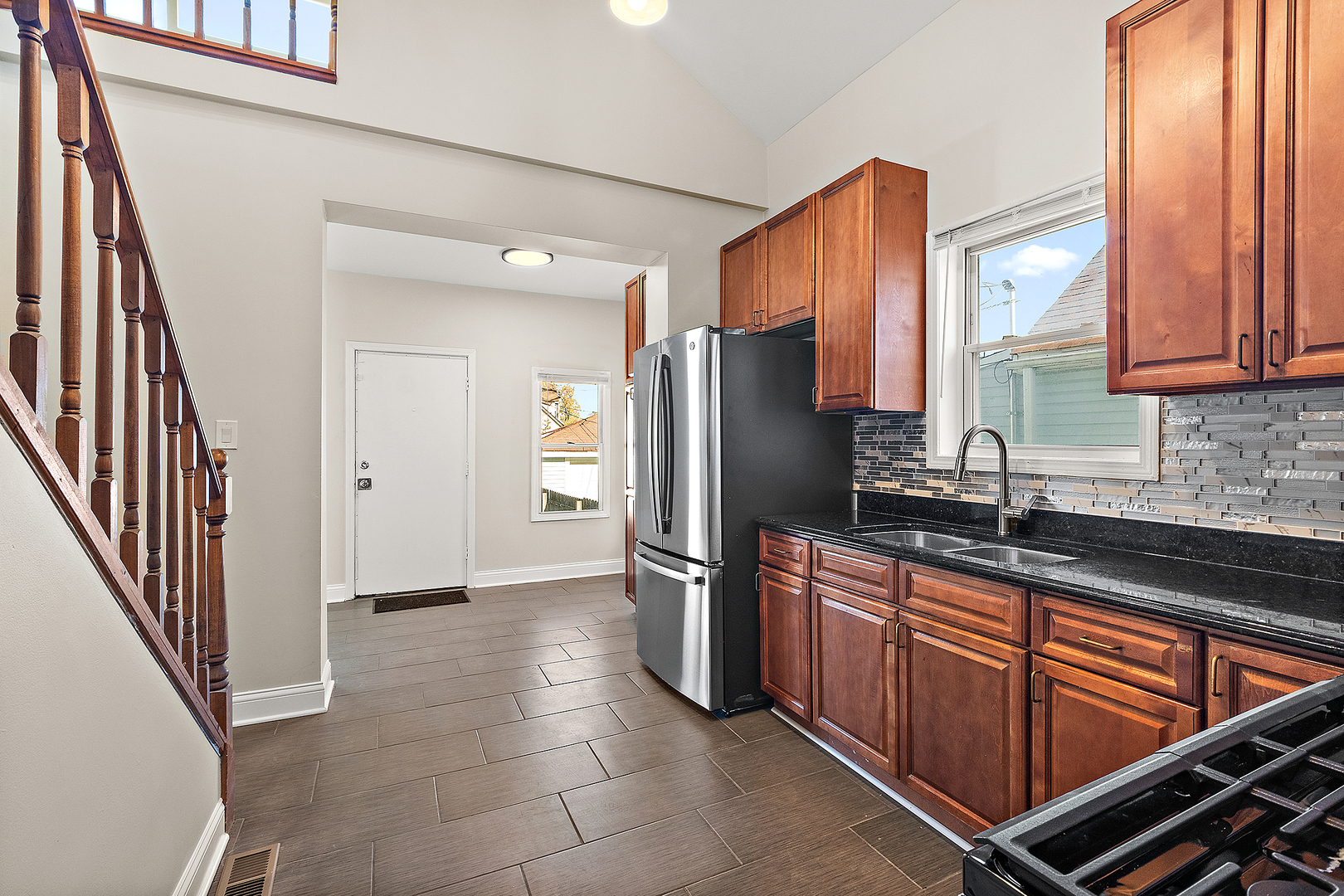 3240 W 65th Street, Chicago, IL 60629