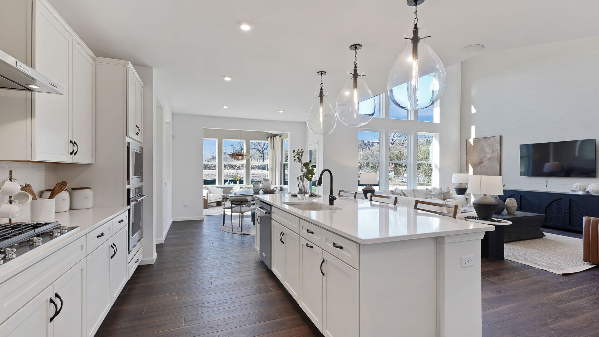 6273 Lee Court, Lisle, IL 60532