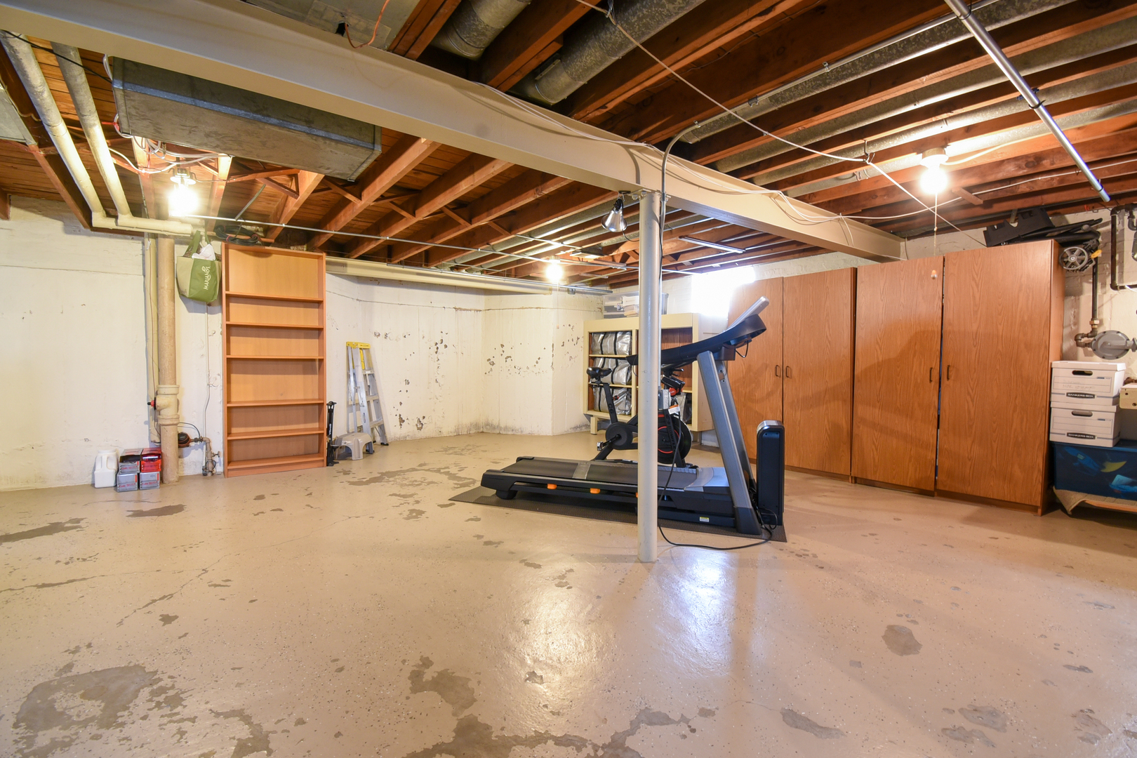 6 S Wa Pella Avenue, Mount Prospect, IL 60056