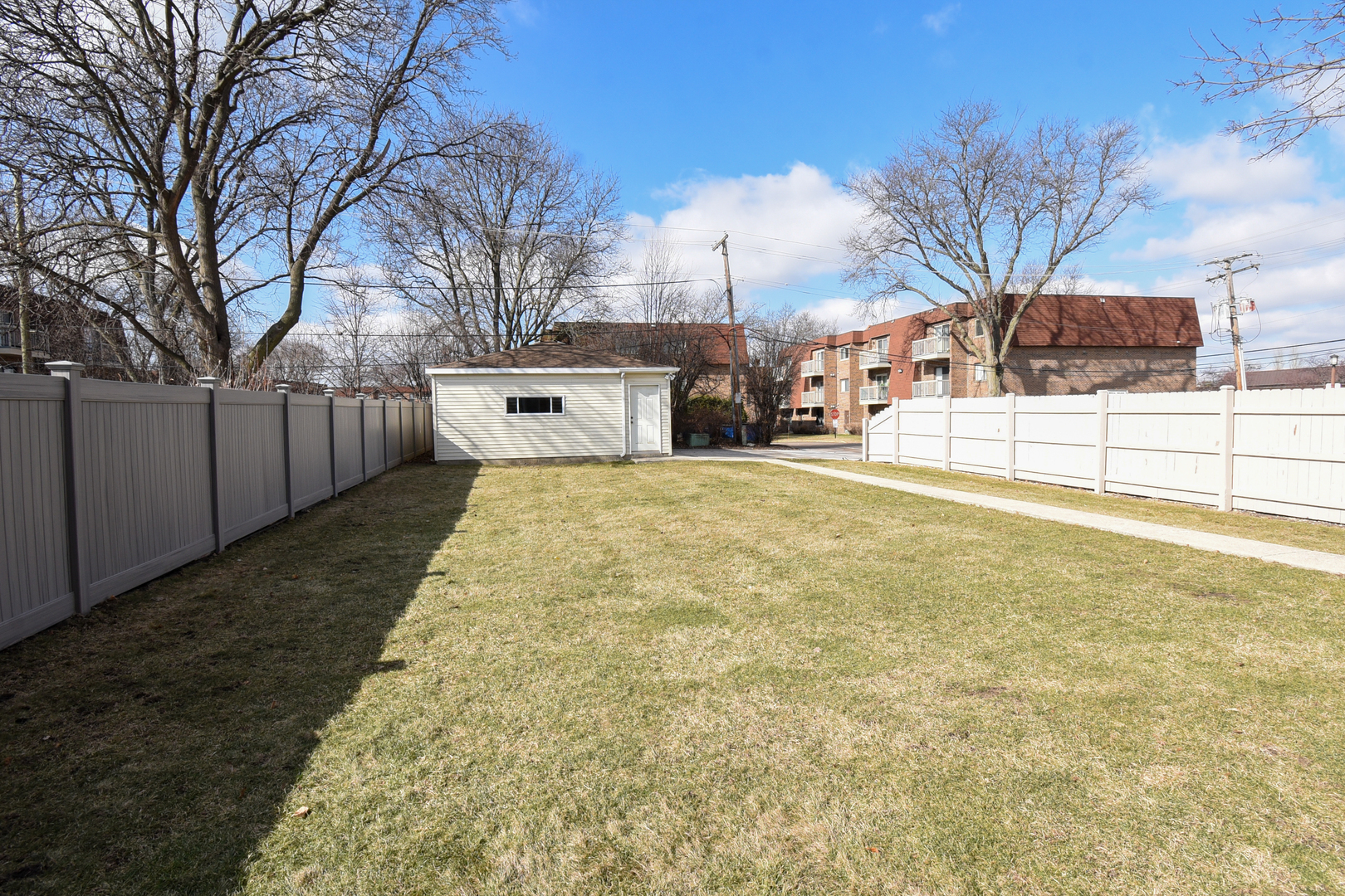 6 S Wa Pella Avenue, Mount Prospect, IL 60056
