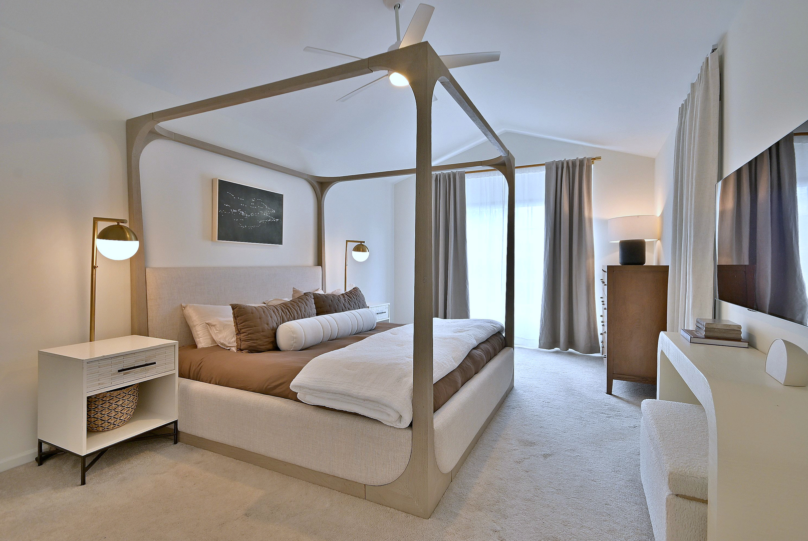 3207 Foxridge Court, Woodridge, IL 60517