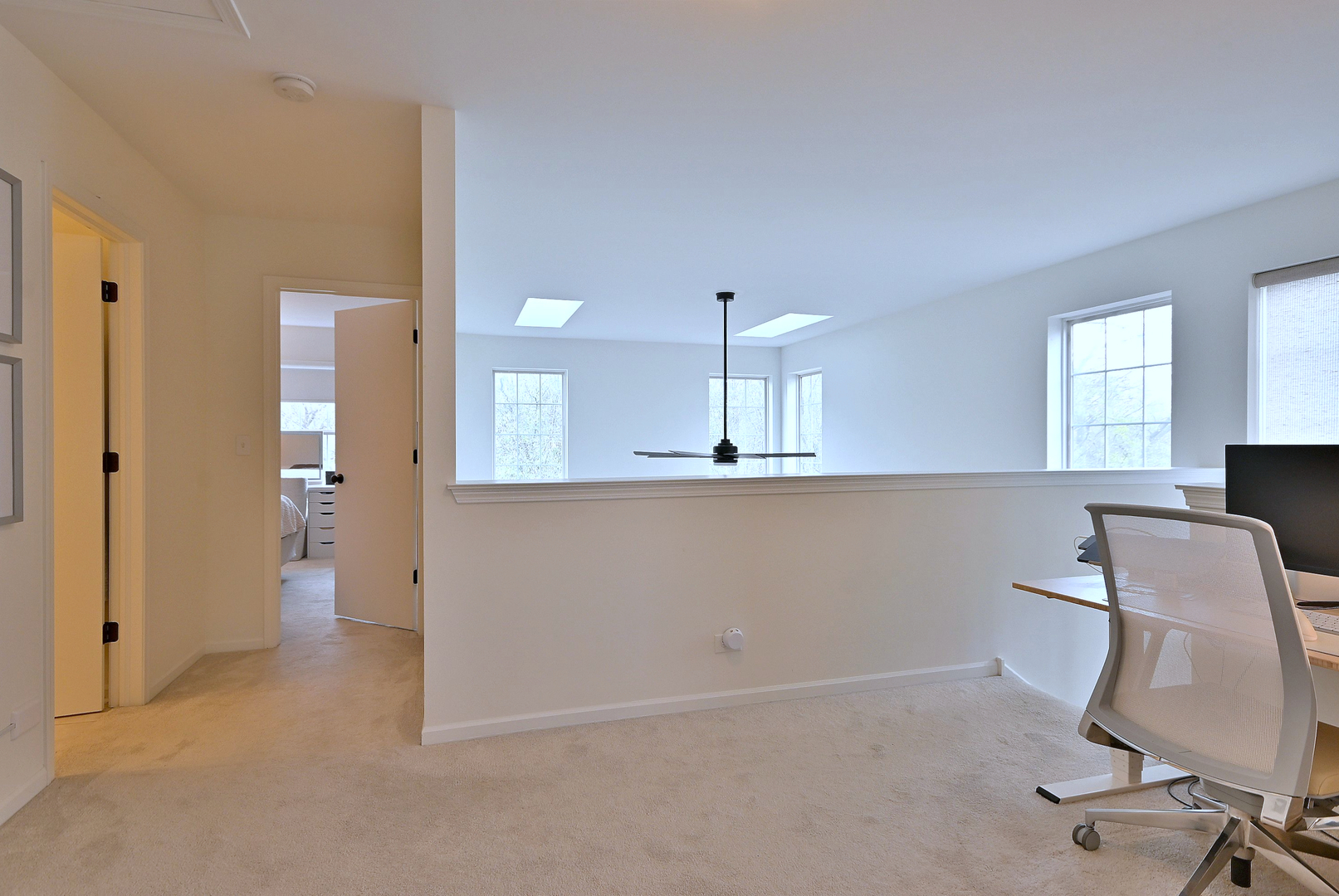 3207 Foxridge Court, Woodridge, IL 60517