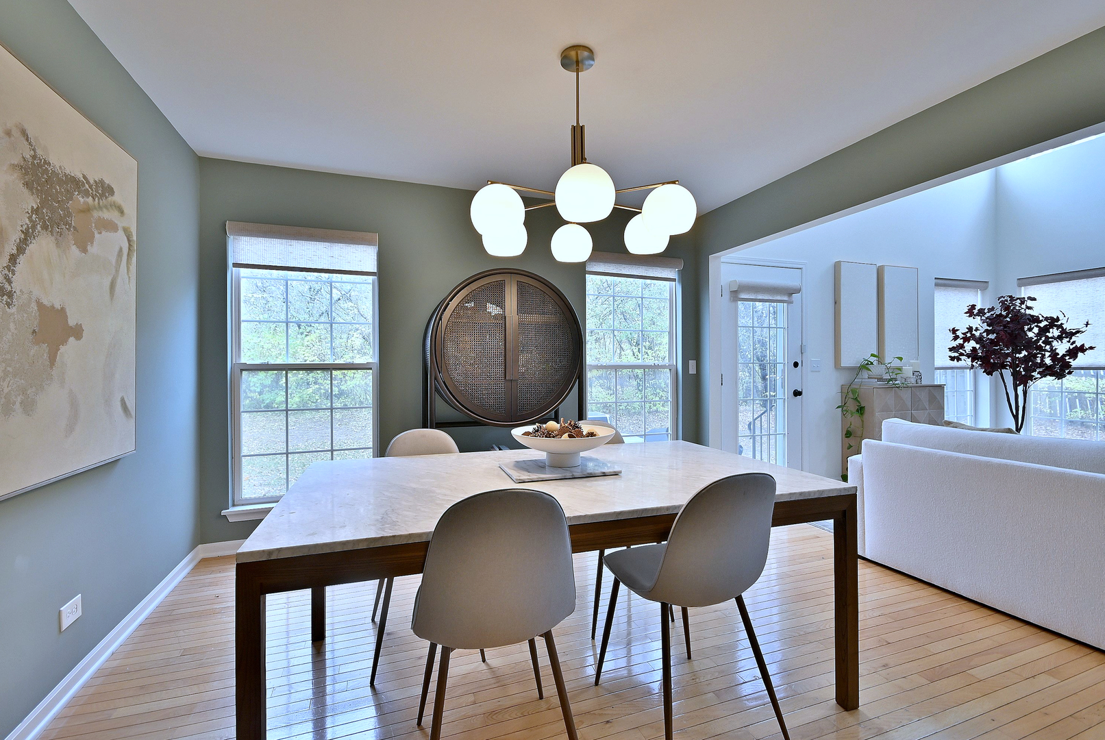 3207 Foxridge Court, Woodridge, IL 60517