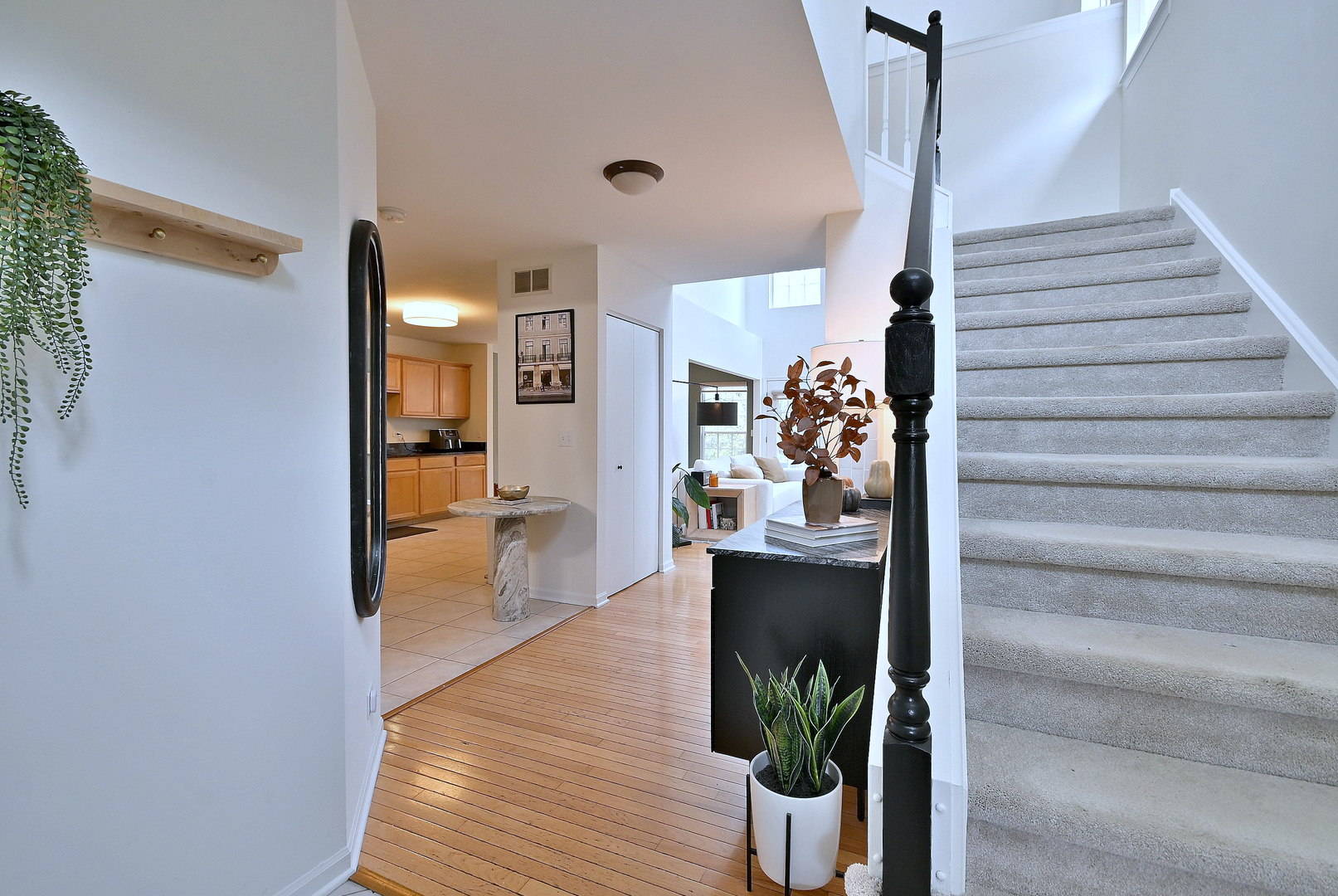 3207 Foxridge Court, Woodridge, IL 60517