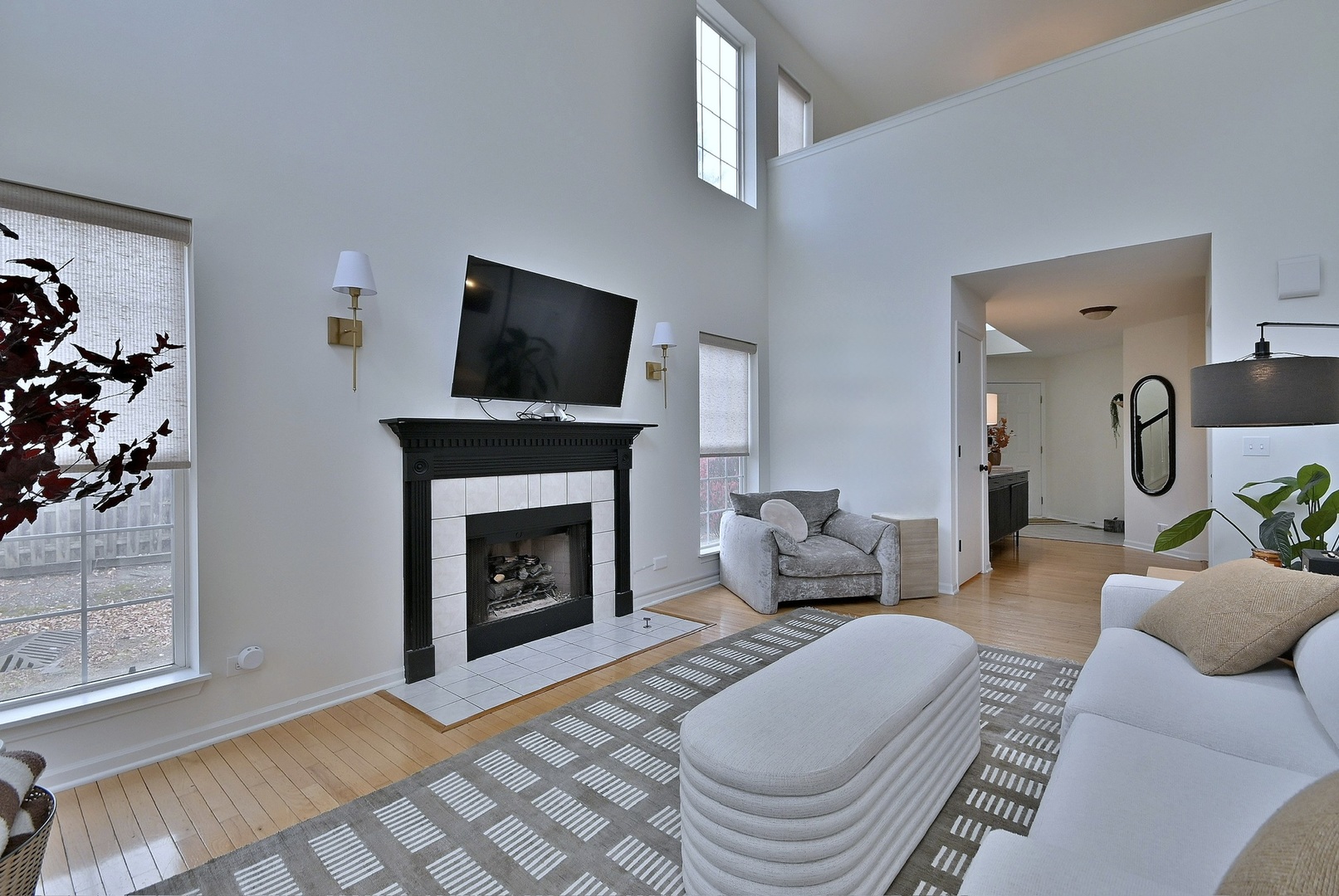 3207 Foxridge Court, Woodridge, IL 60517