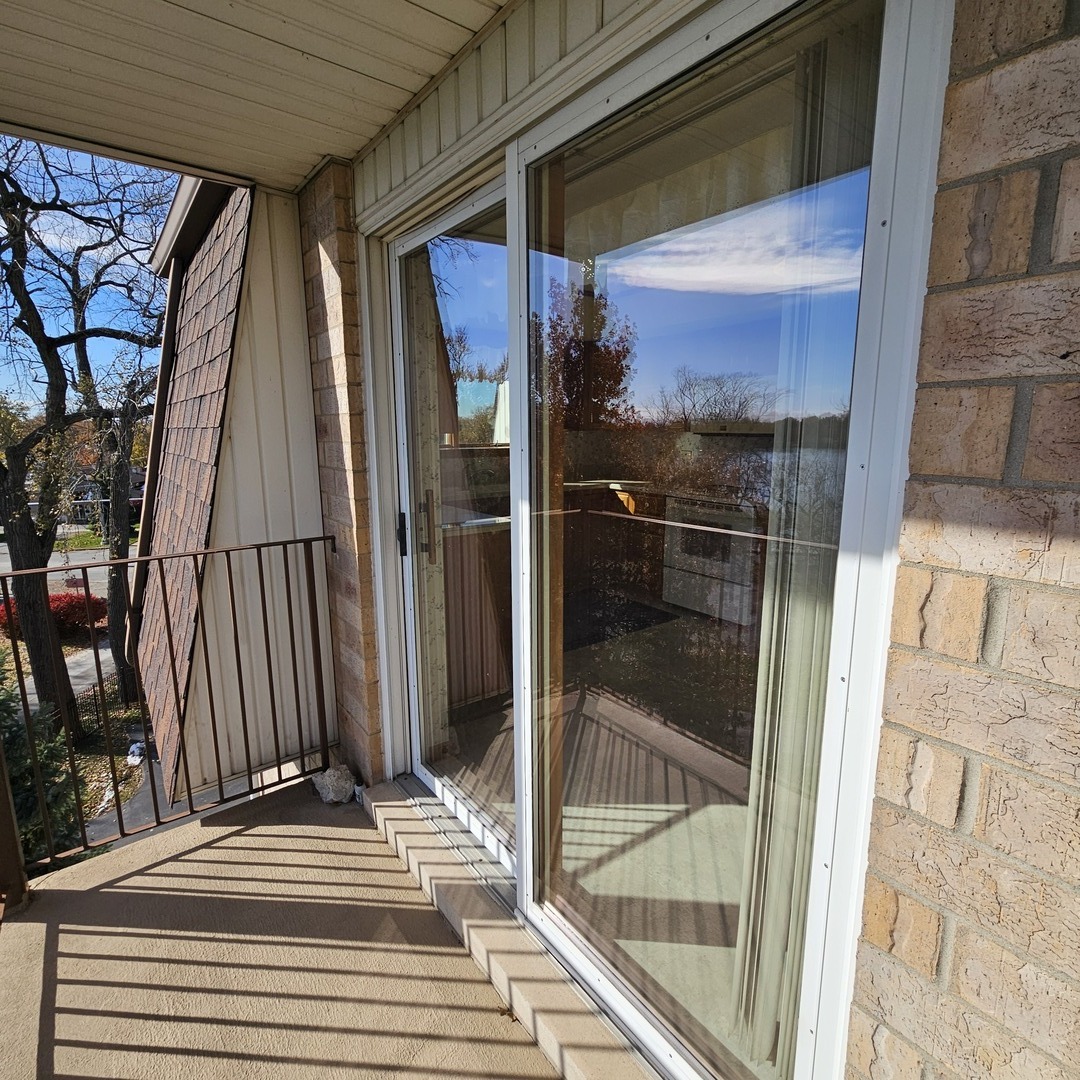 3620 186th Street #405, Lansing, IL 60438