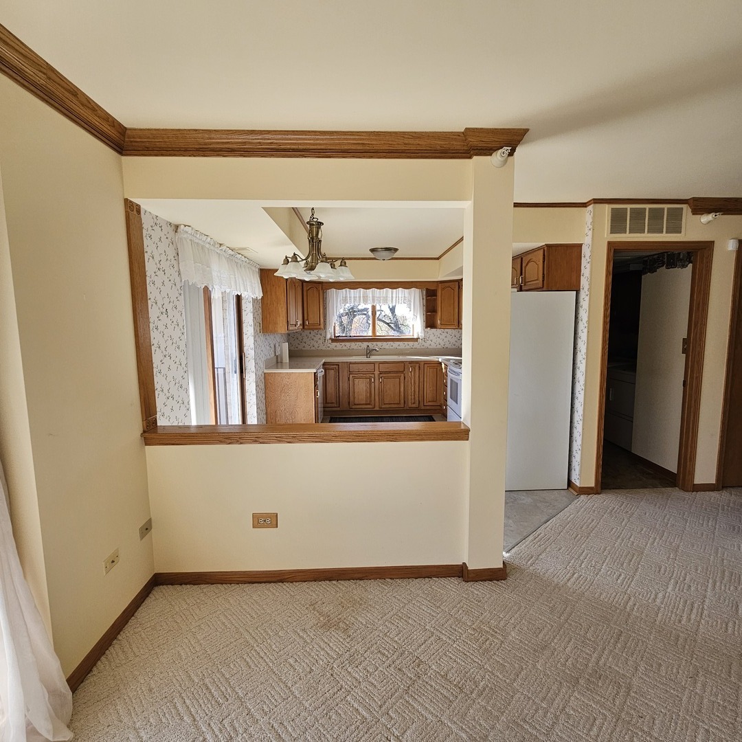 3620 186th Street #405, Lansing, IL 60438